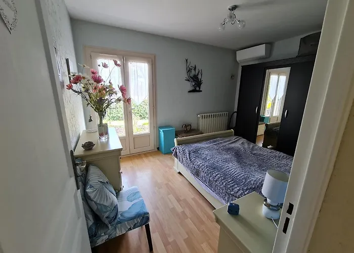 Maison Monsempron - Libos 펜션 *